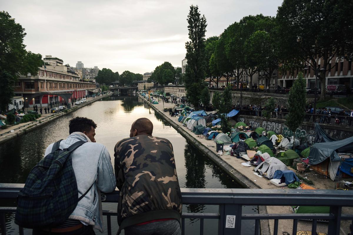 , Avant les JO, un « nettoyage social » à Paris ? Un nouveau campement évacué, une partie des migrants transférés en régions