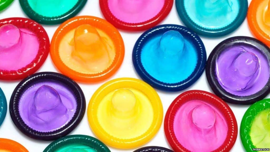 , Jeux olympiques Paris 2024 : 200 000 préservatifs, 20 par athlète, seront mis à disposition des sportifs