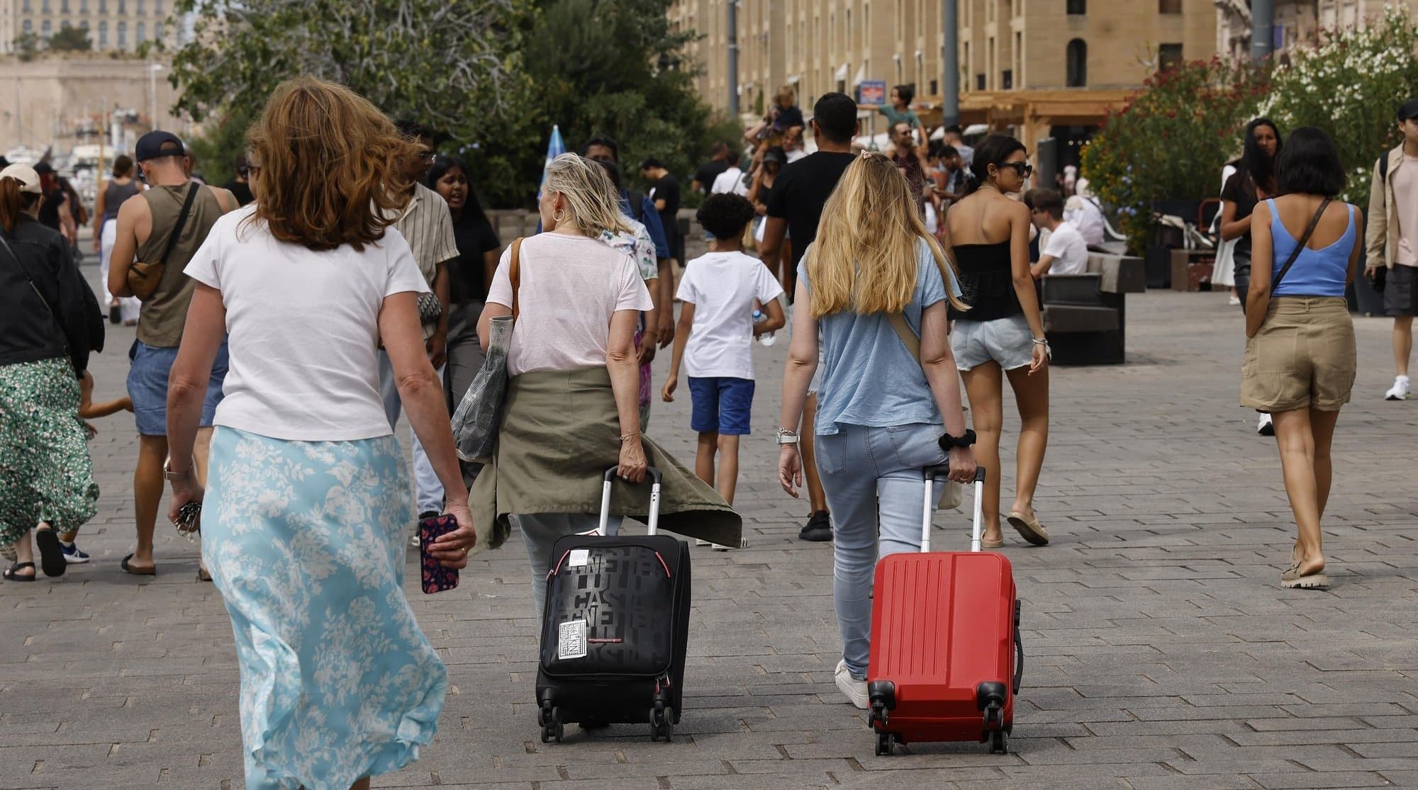 , À Marseille, « 417 millions d&rsquo;euros » dépensés via Airbnb et 860 000 voyageurs accueillis en 2023